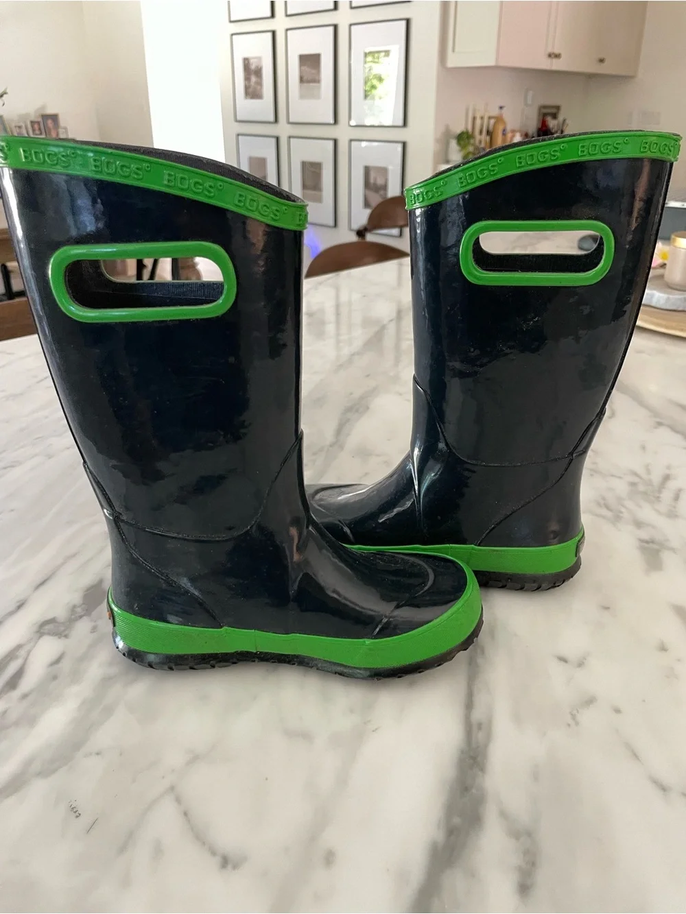 Bogs Kids Rain Boots Pull On Nacy Blue Lime Green Size 12 EU 29